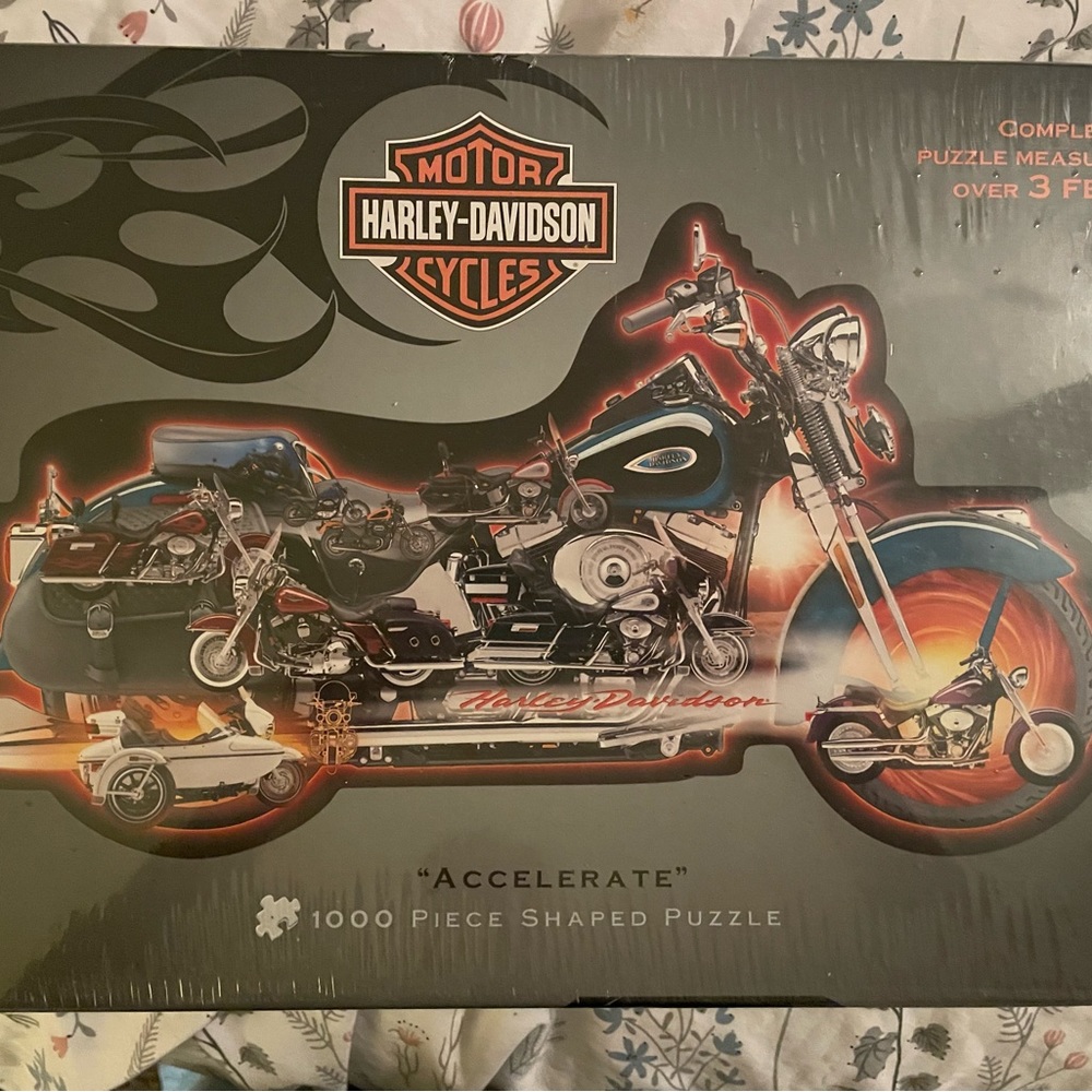 Fx schmid Harley Davidson 1000 piece shaped puzzle NIB